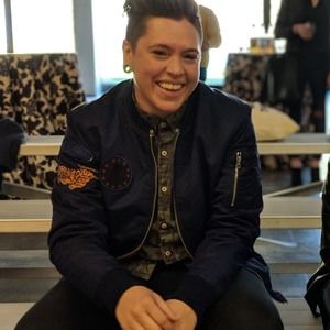 Meet your Posher, Leah